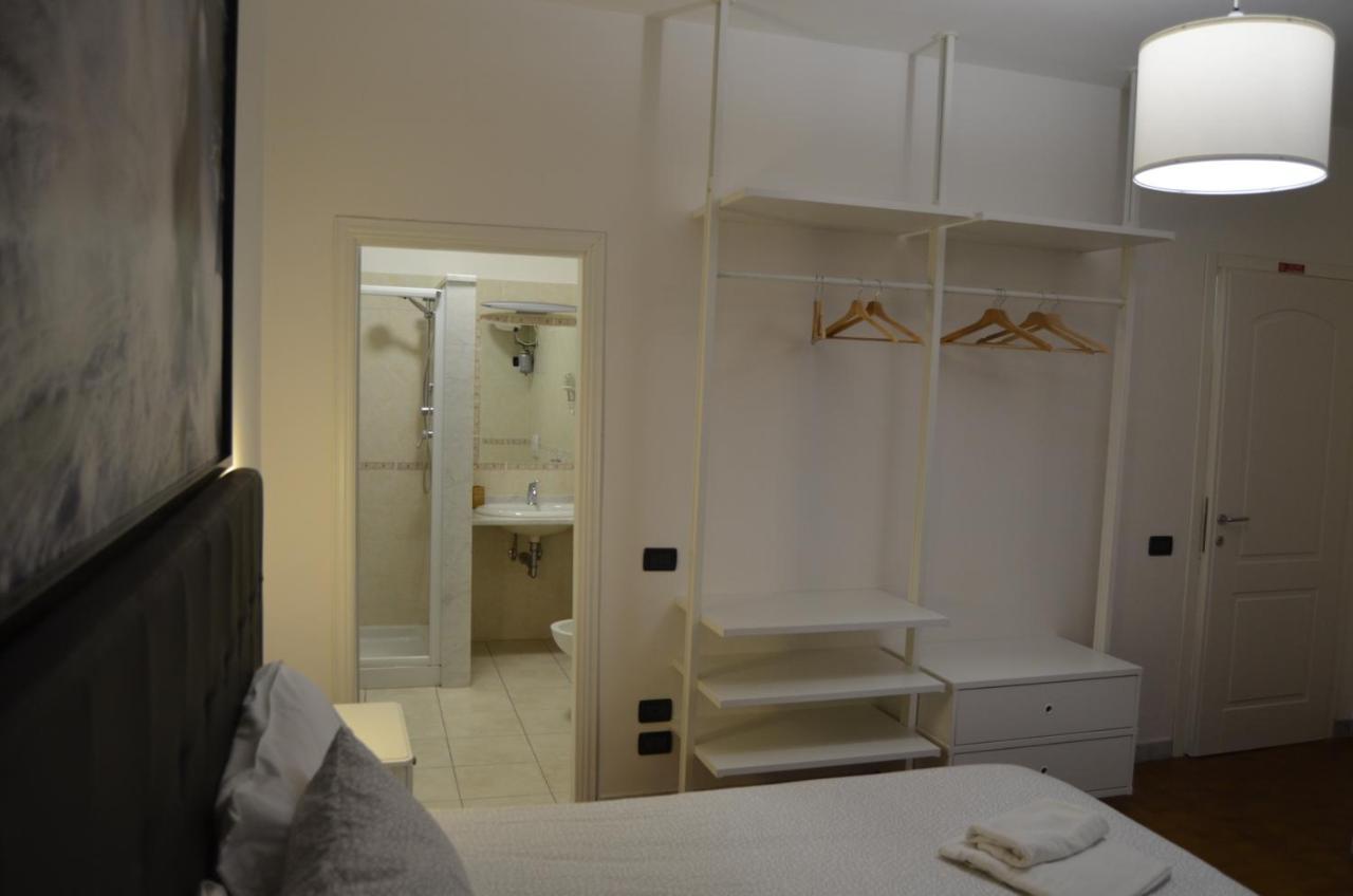 B&B Il Viaggiatore Marina di Massa Buitenkant foto